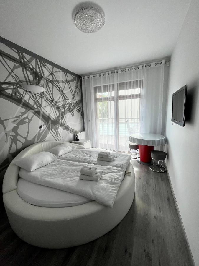 Pina Colada - Neptun Park By Oneapartments Gdansk Exterior photo